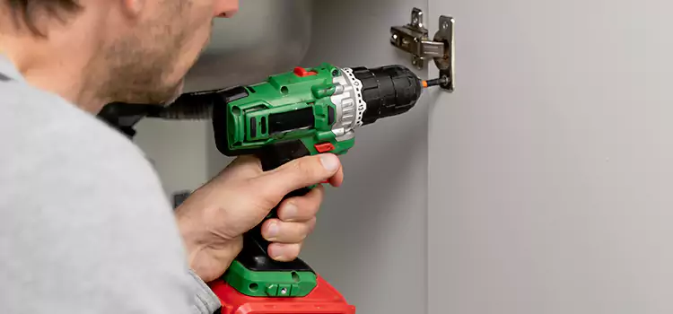Commercial Door Hinge Repair Tampa