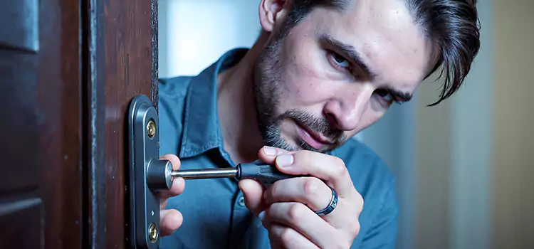 Eviction Locksmith Tampa
