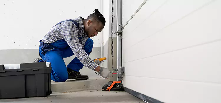 Expert Solutions for Every Garage Lock Need in Tampa, FL
