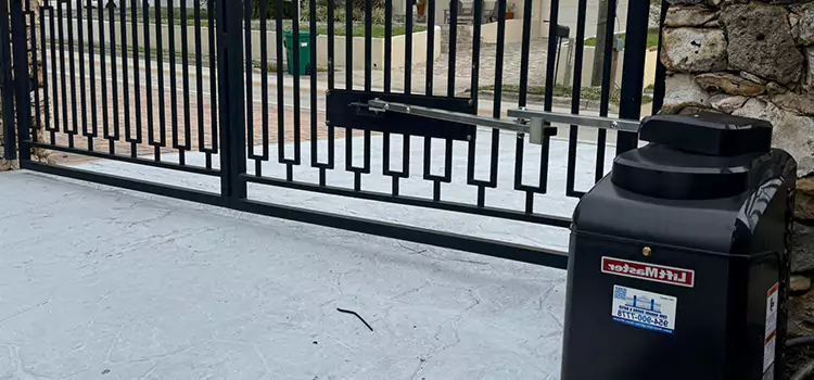 Seamless Installation and Support for Your New Gate in Tampa, FL