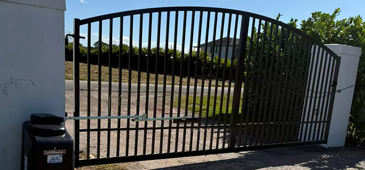 Driveway Fence Repair Tampa